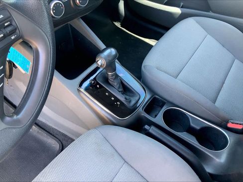 Used 2018 Kia Forte LX FWD image 17