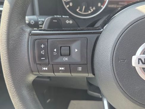 Used 2021 Nissan Rogue SV FWD image 40