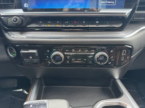 Certified 2023 Chevrolet Silverado 1500 High Country AWD/4WD image 13