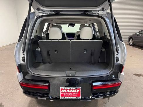 Used 2024 Hyundai Santa Fe Calligraphy image 16