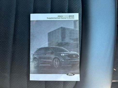 Certified 2023 Ford Edge ST-Line image 24