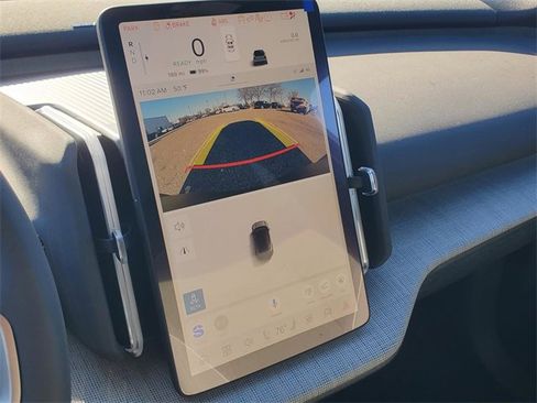 New 2025 Volvo EX30 Plus w/ Protection Package Premier image 18