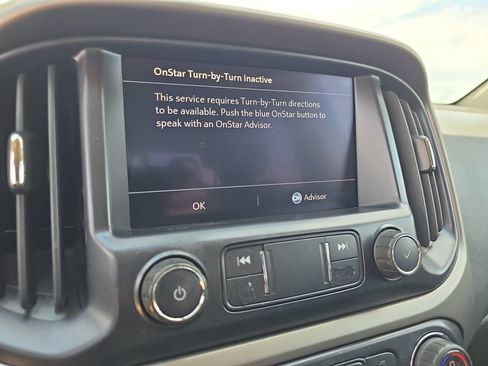 Used 2019 Chevrolet Colorado Z71 AWD/4WD image 22