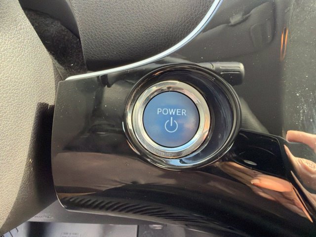 Used 2022 Toyota Prius LE FWD image 15