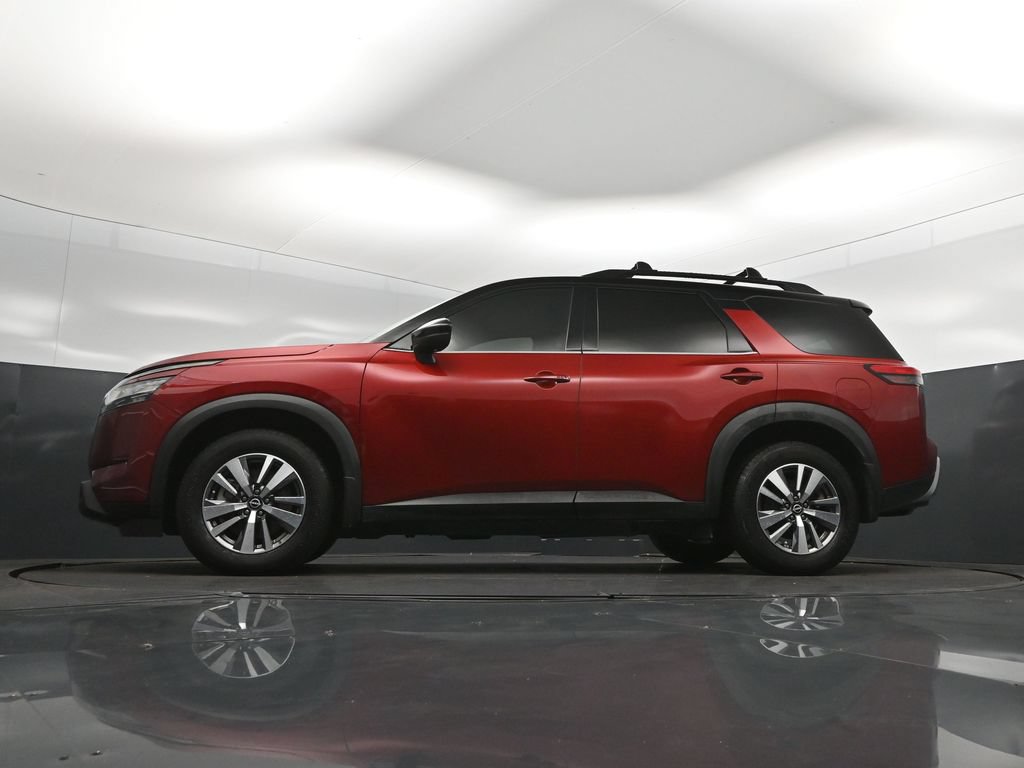 Used 2022 Nissan Pathfinder SL FWD image 39