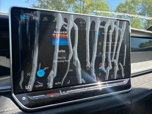 New 2026 Volkswagen Tiguan SE R-Line AWD/4WD image 14
