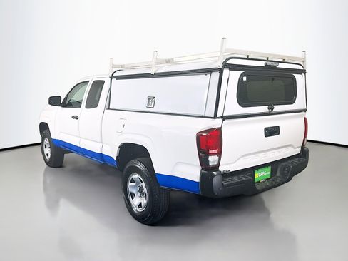 Used 2021 Toyota Tacoma SR image 7
