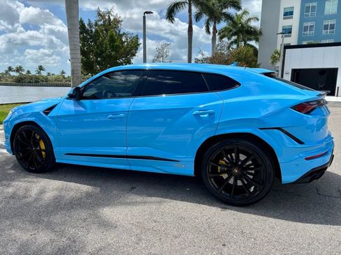 Used 2024 Lamborghini Urus S AWD/4WD image 9