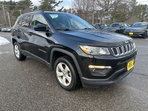 Used 2019 Jeep Compass Latitude w/ Popular Equipment Group image 3