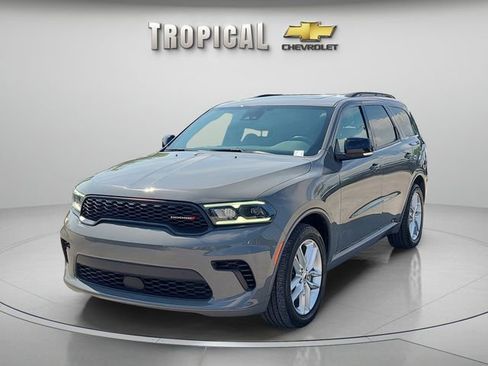 Used 2024 Dodge Durango GT RWD image 1