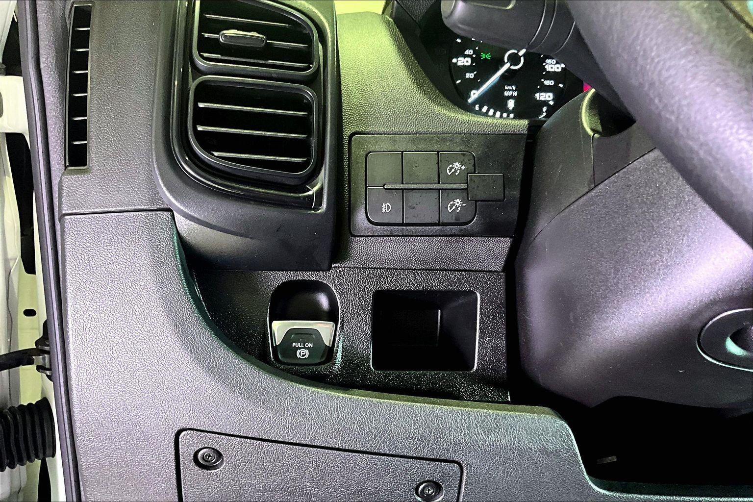 Used 2025 RAM ProMaster 3500 w/ Convenience Group FWD image 17