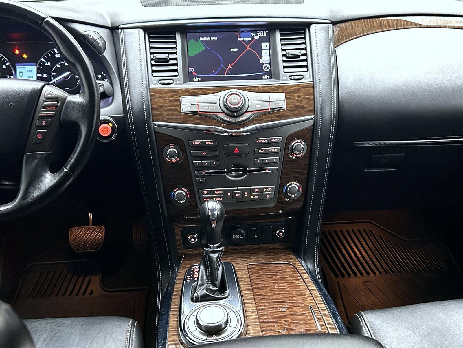 Used 2019 Nissan Armada Platinum w/ Captain's Chairs Package AWD/4WD image 13