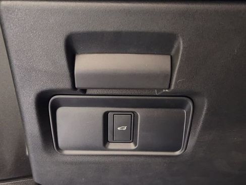 Used 2026 Land Rover Range Rover Evoque S image 20