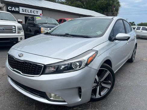 Used 2017 Kia Forte EX FWD image 1