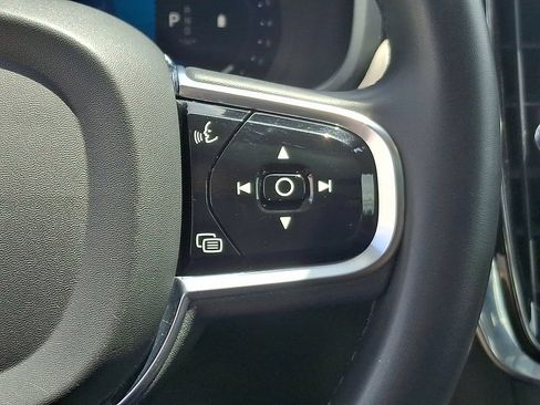 Used 2023 Volvo S90 B6 Plus AWD/4WD image 24