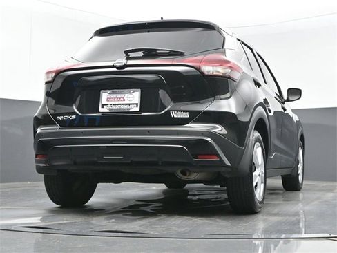 Certified 2024 Nissan Kicks S image 23