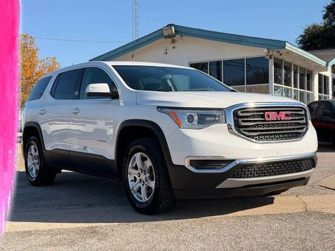 Used 2019 GMC Acadia SLE image 1