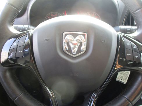 Used 2018 RAM ProMaster City Tradesman image 13