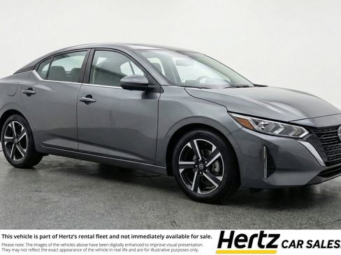 Used 2025 Nissan Sentra SV FWD image 1