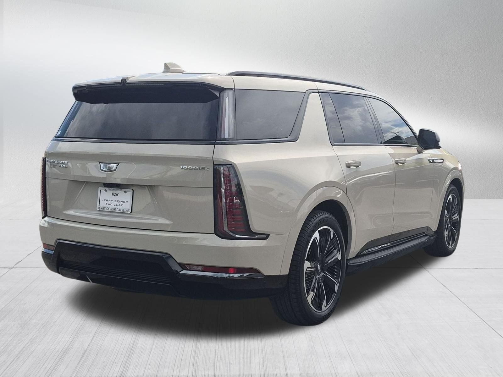 Certified 2026 Cadillac Escalade IQL Sport 2 AWD/4WD image 6