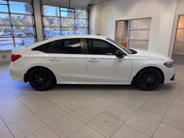 Used 2023 Honda Civic Sport image 8