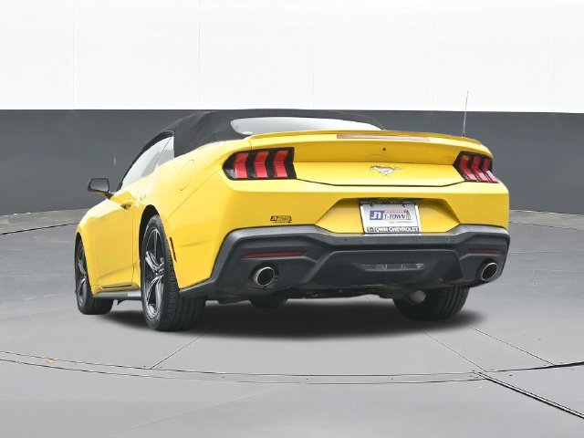 Used 2024 Ford Mustang Premium RWD image 39