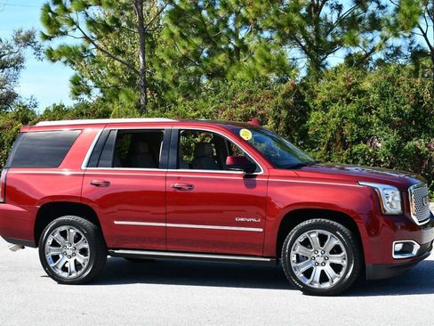 Used 2016 GMC Yukon Denali w/ Open Road Package image 8