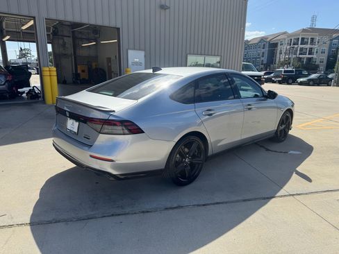 Certified 2023 Honda Accord Sport image 8