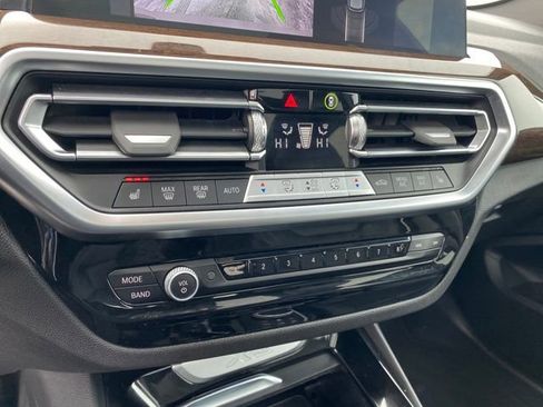 Used 2023 BMW X3 xDrive30i image 12