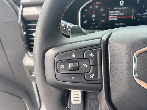 New 2026 GMC Sierra 1500 AT4 w/ AT4 Premium Package AWD/4WD image 17