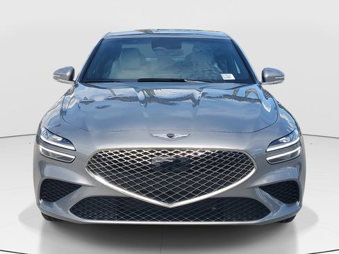 Used 2025 Genesis G70 2.5T image 4