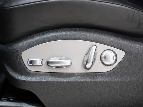 Used 2024 Porsche Macan S image 24