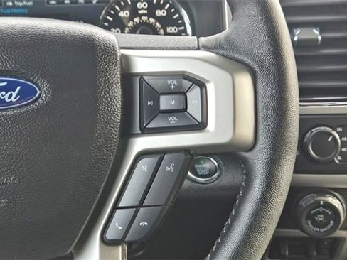 Used 2020 Ford F150 Lariat w/ Equipment Group 502A Luxury image 10