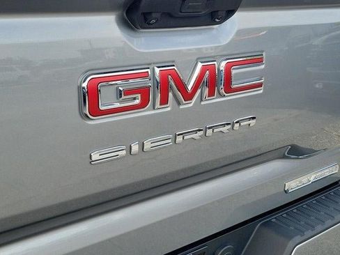 Used 2024 GMC Sierra 1500 Elevation AWD/4WD image 11