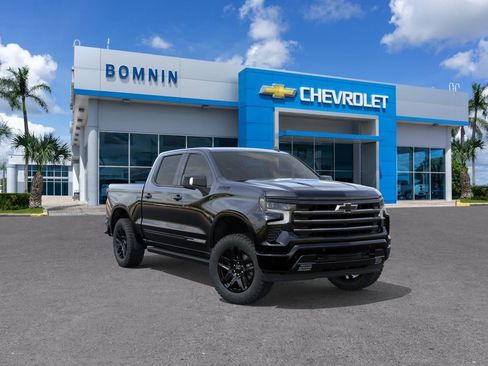 New 2026 Chevrolet Silverado 1500 High Country w/ Midnight Edition AWD/4WD image 2
