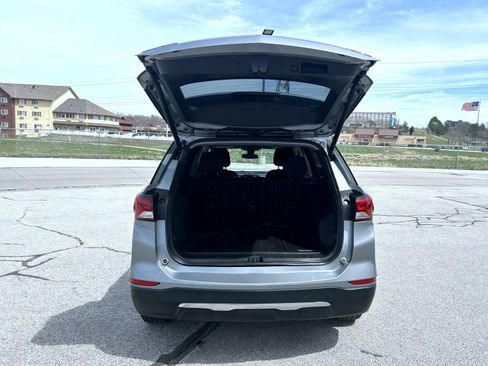Certified 2023 Chevrolet Equinox LT AWD/4WD image 12