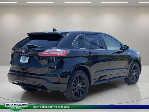 Certified 2024 Ford Edge ST-Line AWD/4WD image 3