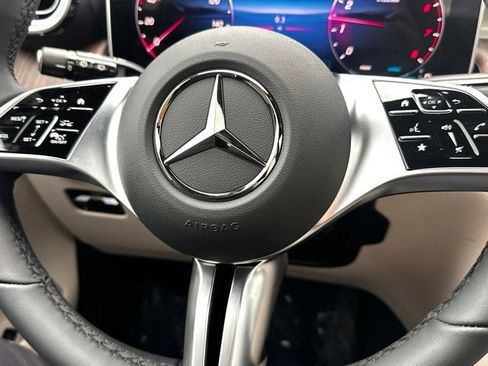 Used 2026 Mercedes-Benz GLC 300 4MATIC image 14
