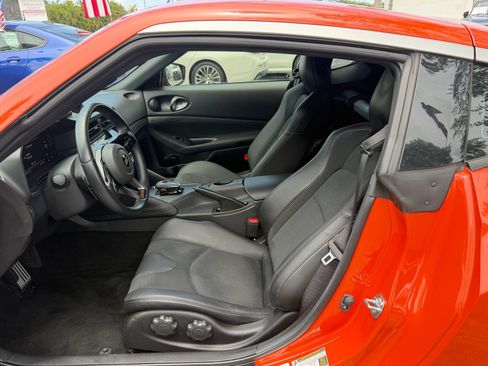 Certified 2024 Nissan Z Performance w/ Heritage Edition RWD image 10