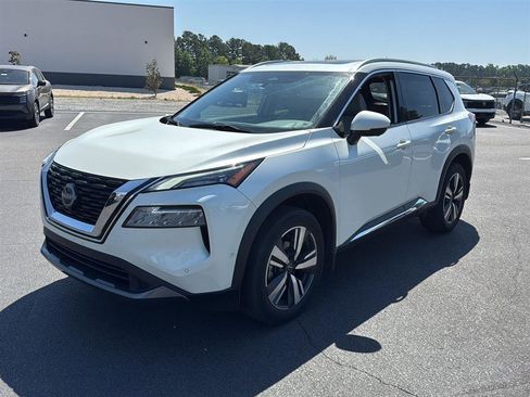 Certified 2023 Nissan Rogue SL w/ SL Premium Package FWD image 1