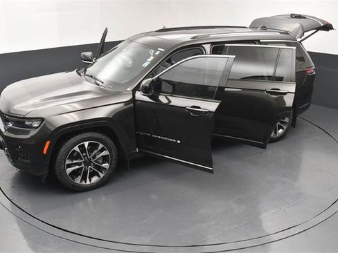 Certified 2022 Jeep Grand Cherokee L Overland w/ Luxury Tech Group IV image 26