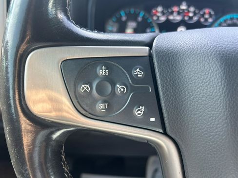 Used 2019 GMC Sierra 2500 Denali w/ Duramax Plus Package AWD/4WD image 11