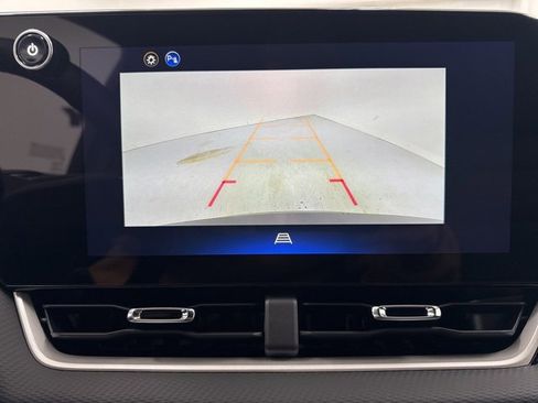 New 2026 Chevrolet Equinox LT w/ Convenience Package II image 17