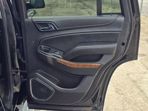Used 2015 Chevrolet Tahoe LTZ AWD/4WD image 15