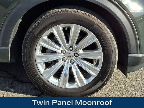 Used 2022 Ford Explorer King Ranch w/ Premium Technology Package image 12