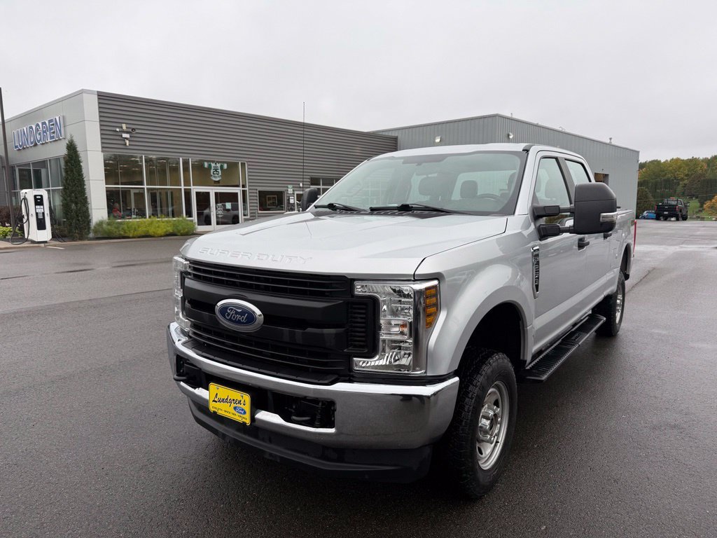 Used 2019 Ford F250 XL w/ Power Equipment Group AWD/4WD image 1