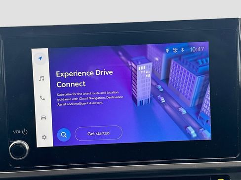 Used 2025 Toyota Camry LE image 13