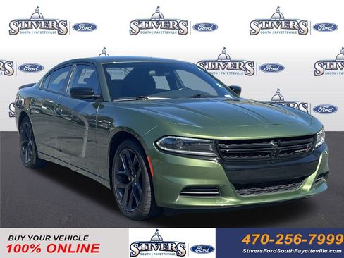 Used 2021 Dodge Charger SXT w/ Blacktop Package image 1