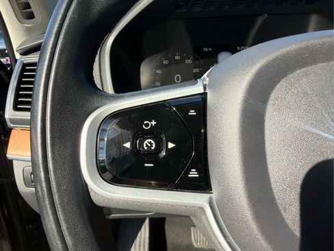 Used 2021 Volvo XC90 T6 Momentum w/ Climate Package AWD/4WD image 28