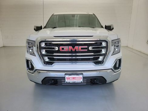 Used 2020 GMC Sierra 1500 SLT RWD image 3